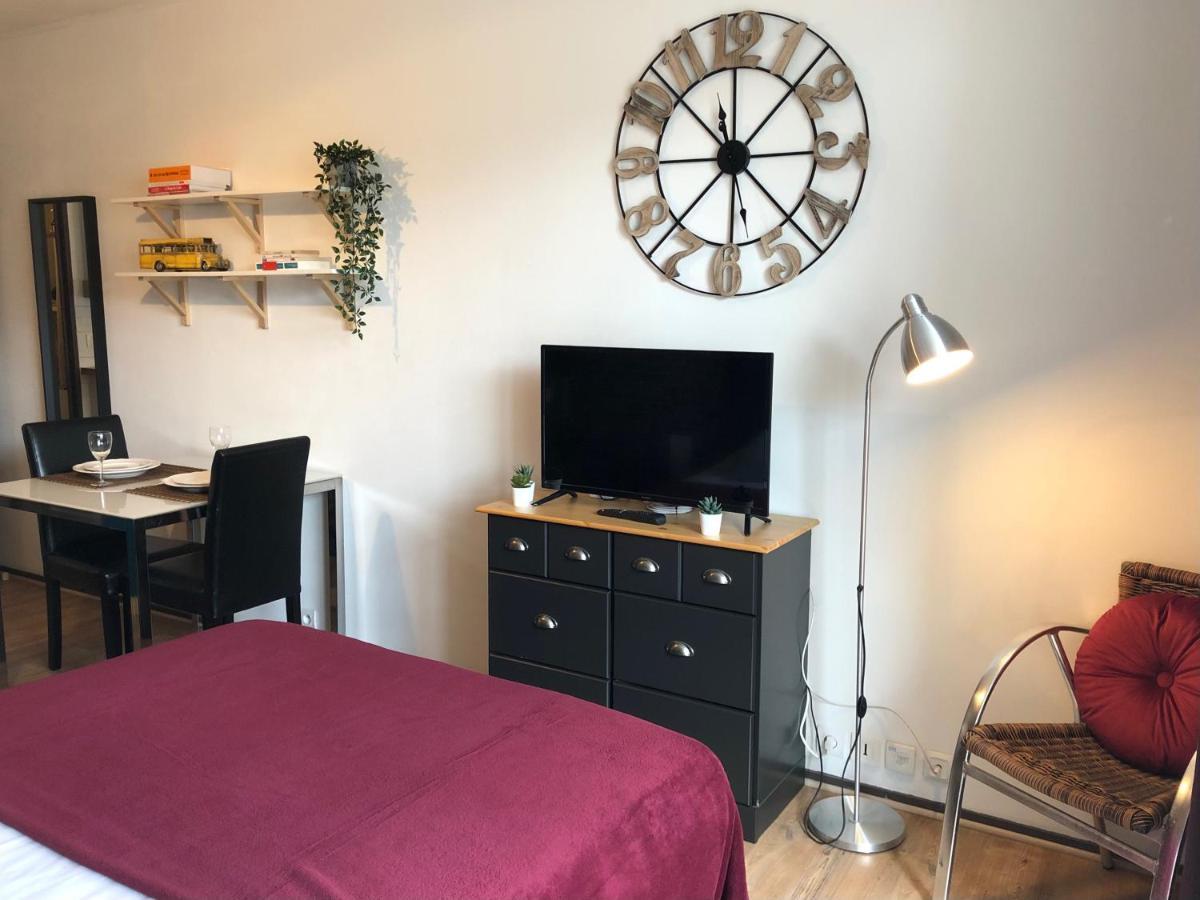 Studio Avec Balcon & Parking Gratuit - Tours Gare Exteriér fotografie